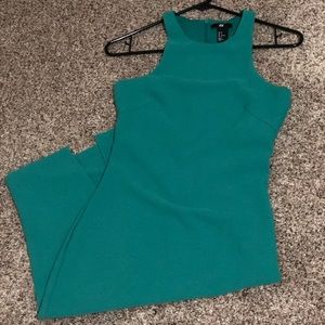 H & M fitted body shape dress